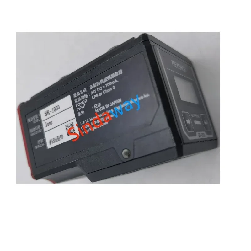 

KEYENCE SR-1000 Automatic Focus Code Reader