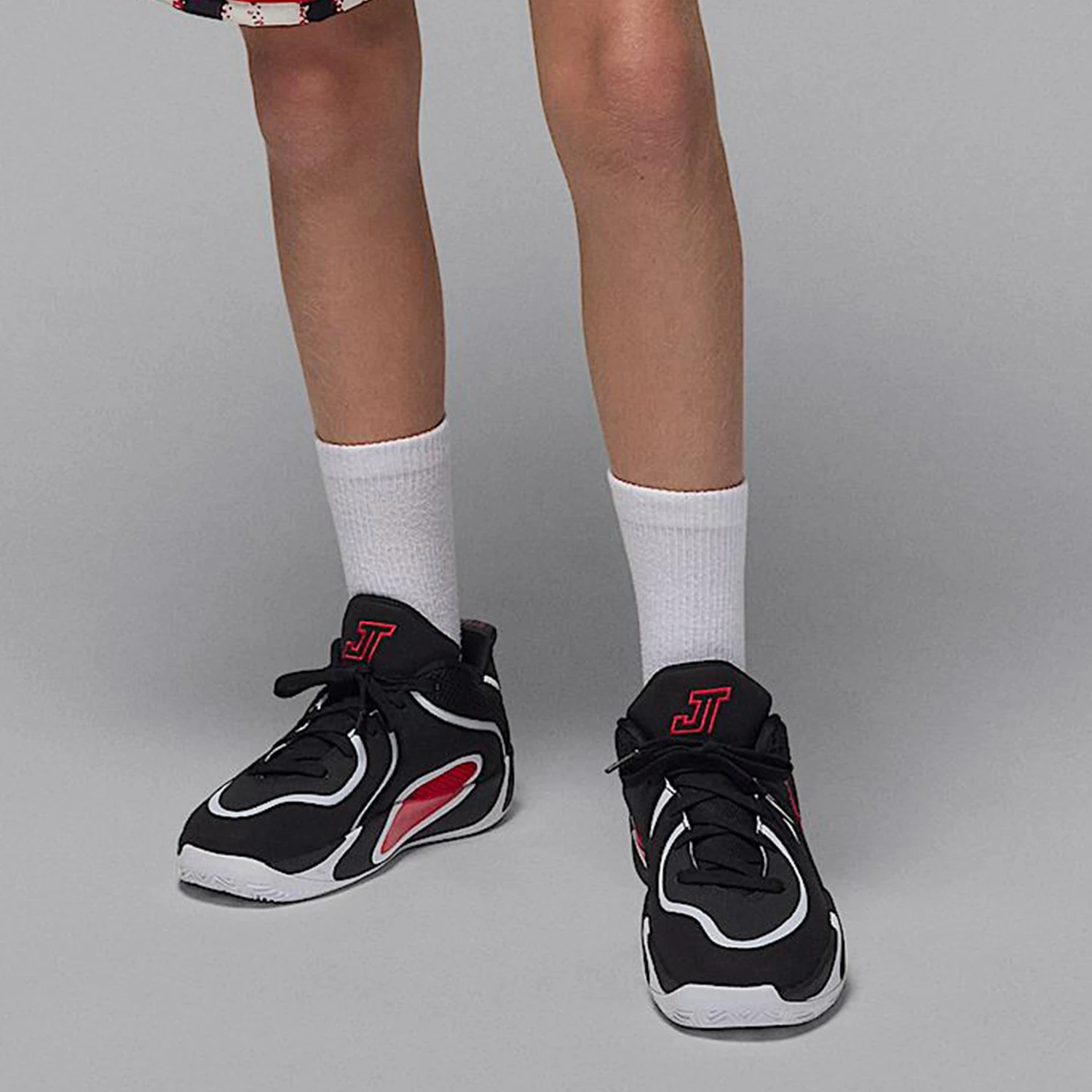 

Оригинальные спортивные баскетбольные кроссовки Nike JORDAN GS для девочек с амортизацией HQ4611-001