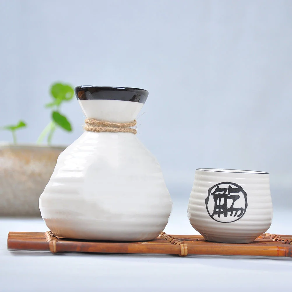 

1Set Ceramic Sake Pot and Cups Set Japanese Style Handheld Wine Cup Kit Perfect for Personal Party Entertaining