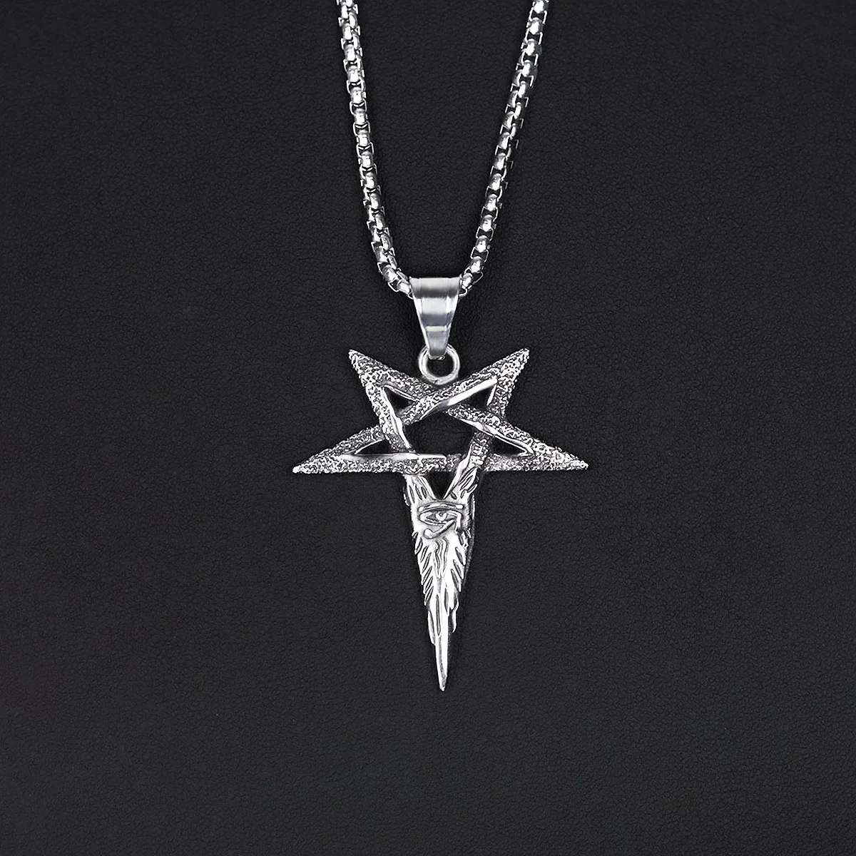 

new retro Mens Stainless Steel skull Claw and Five Point Star Pendants Chain Fashion Jewelry for Gift free shipping