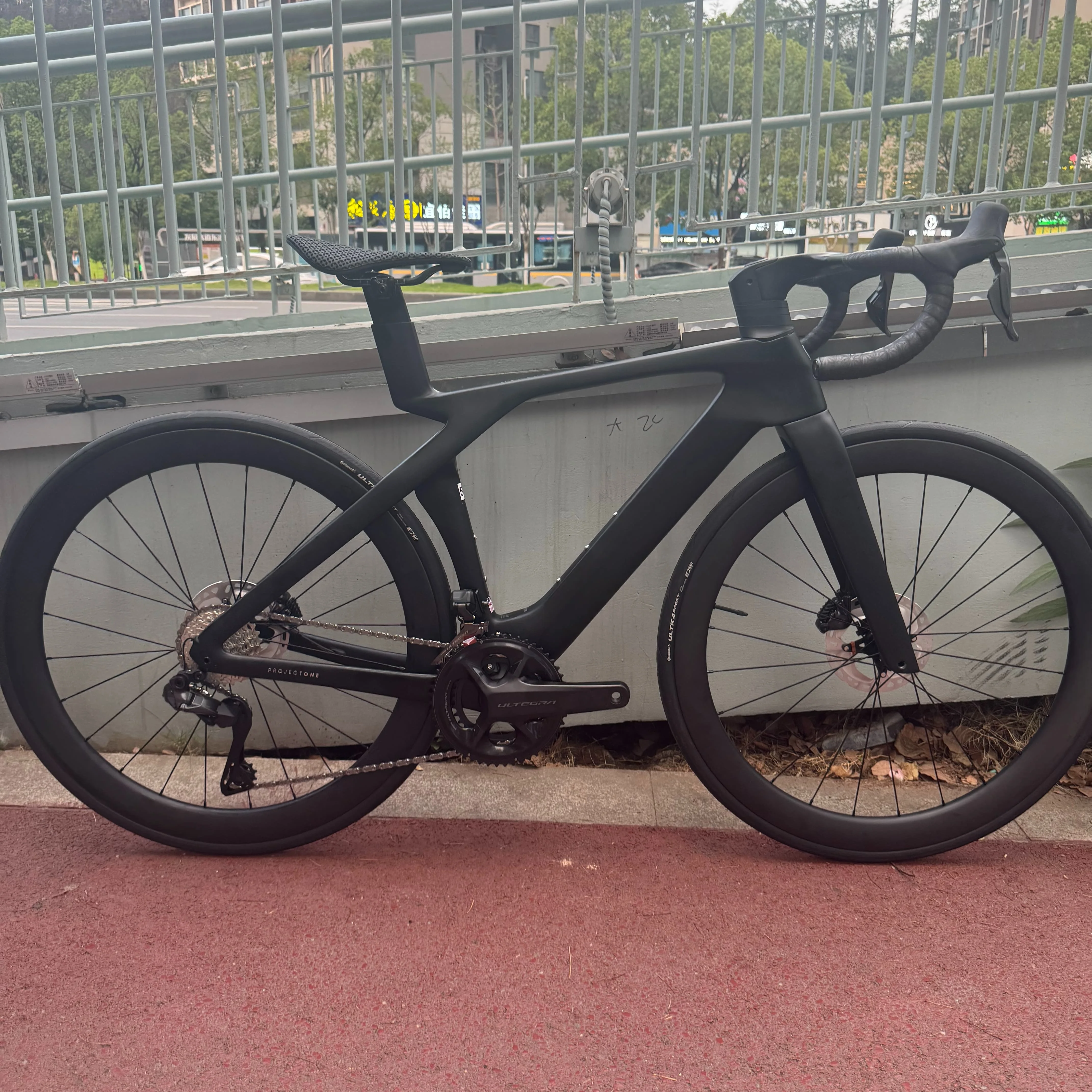 إطار دراجة الطريق من ألياف الكربون T1000 خفيف للغاية من الدرجة المنافسة Slr8 بلون مخصص