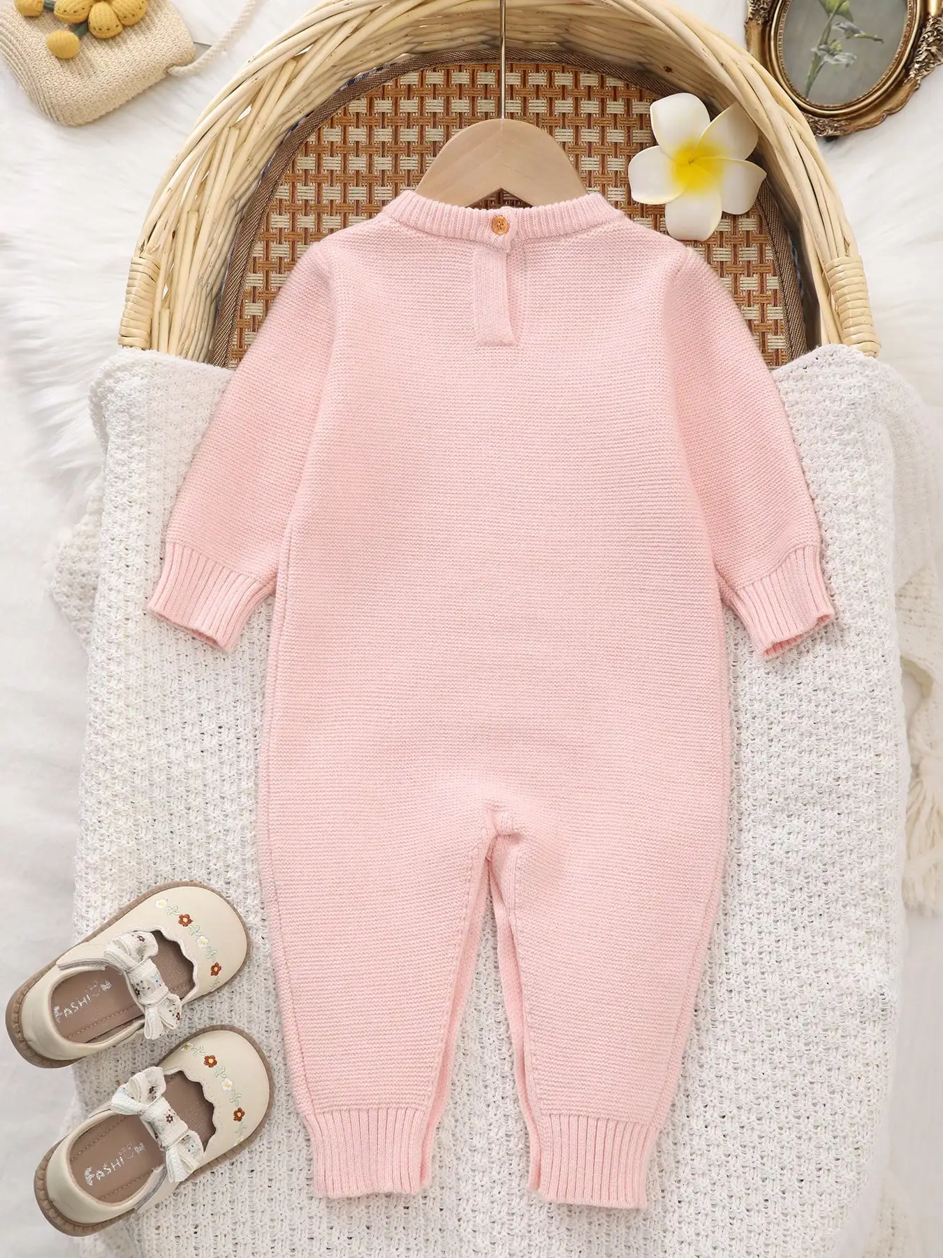 ชุดรอมเปอร์ถักสำหรับเด็กทารกใน - Baby Nursery Embroidery บทวิจารณ์และราคา