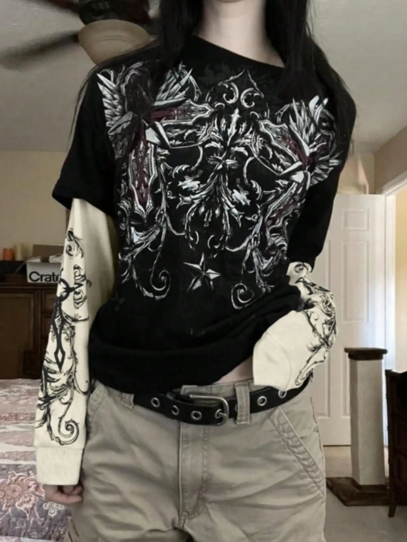 

Футболка 2 в 1 с графическим принтом и контрастными цветными вставками