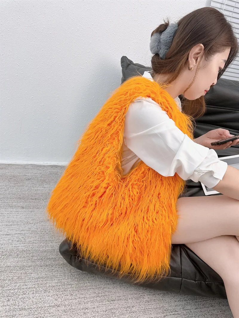 Winter Fashion Women Soft Plush Shoulder Bags Faux Furry Ladies Small Tote Purse Handbags Solid Color Female Girls Underarm Bag