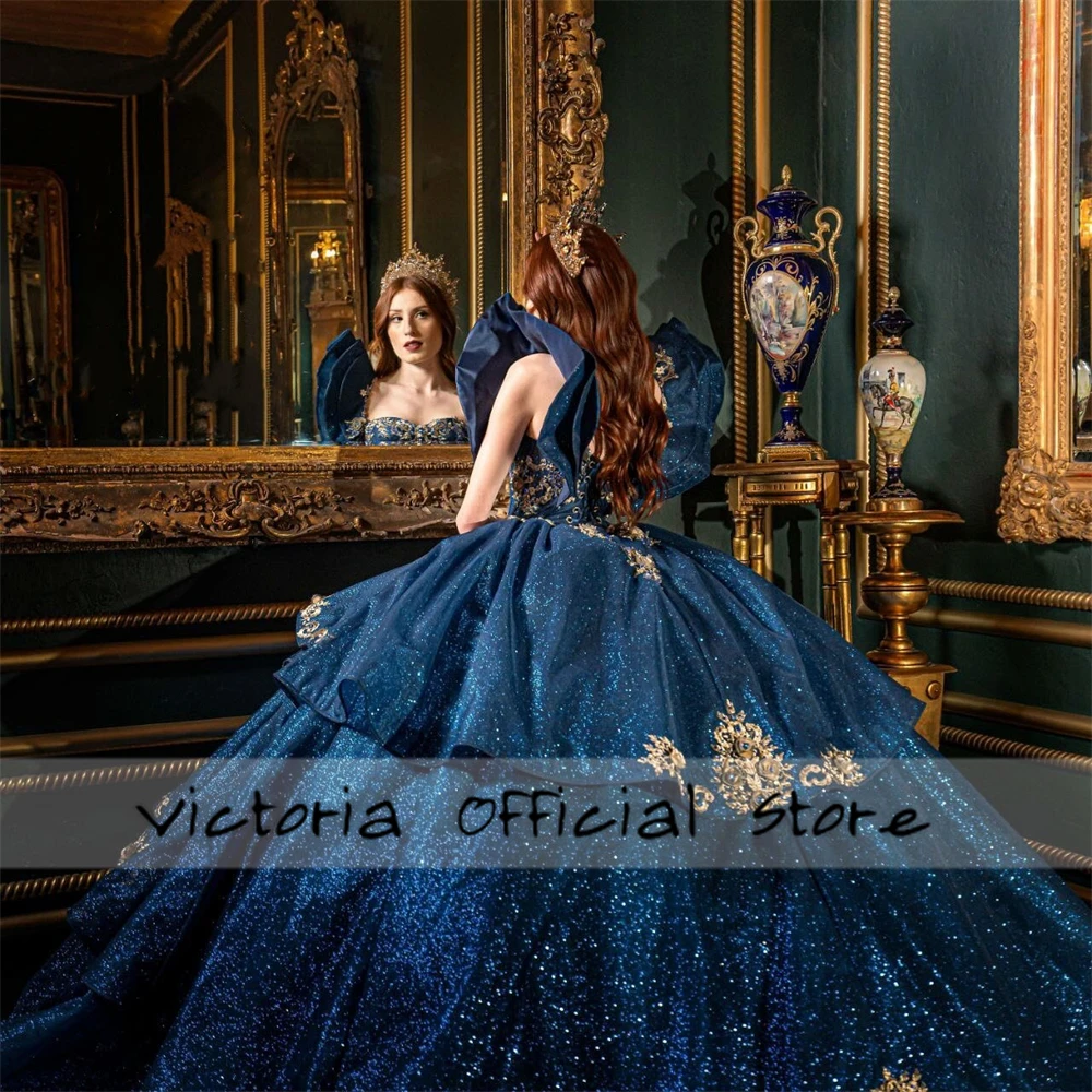 Amazing Dark Blue Princess Quinceanera Dresses 2025 Beads Ruffles Gold Applique Ball Gown Mexican vestidos de 15 años Customized