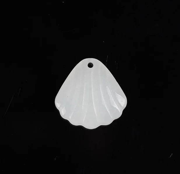 

Natural Hotan white jade small pendant single tallow jade bracelet pendant female diy handmade beaded accessories