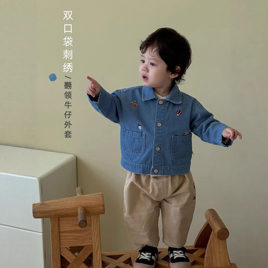 

Children's Cartoon Cowboy Clothing 2025 New Autumn Edition Boys' Embroidered Squirrel Cowboy Coat Baby Elegant Autumn Dress