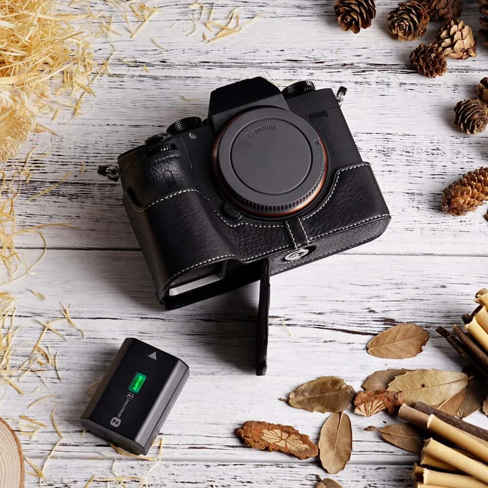 Handmade Genuine Leather Camera Half Case Cover Camera Bodysuit for Sony A7M3 A7R3 A7R3a A9 A7Riii