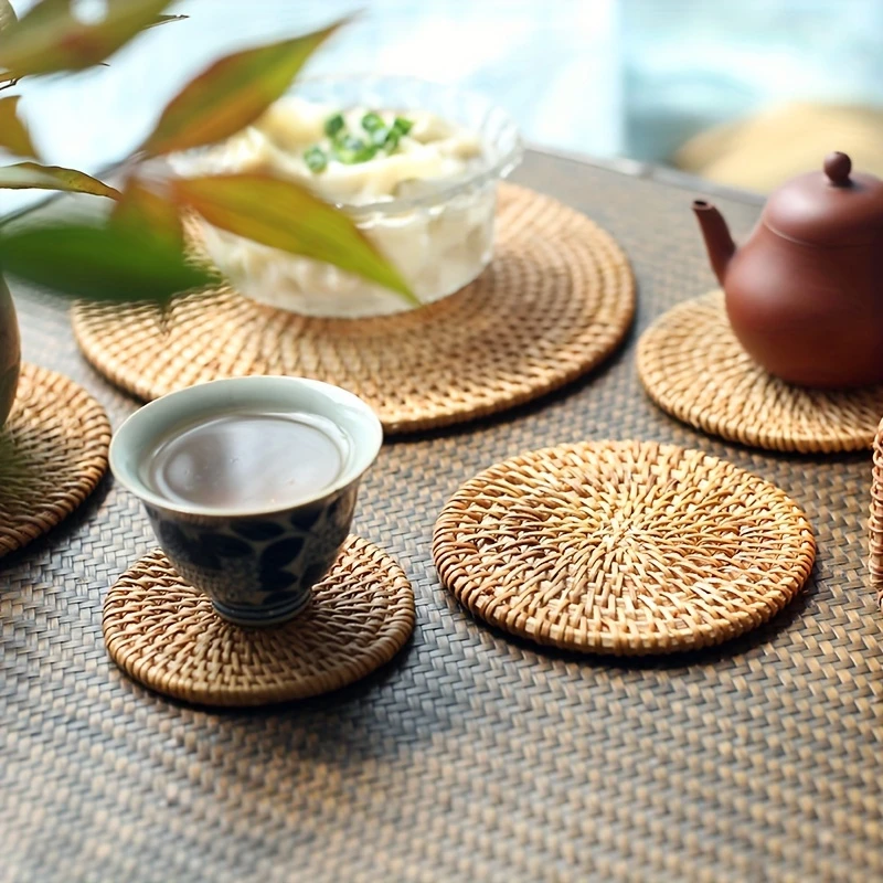 A set of 6 handmade woven rattan coasters can be used as insulation pads and heat-resistant kitchen tea drinking utensils pads