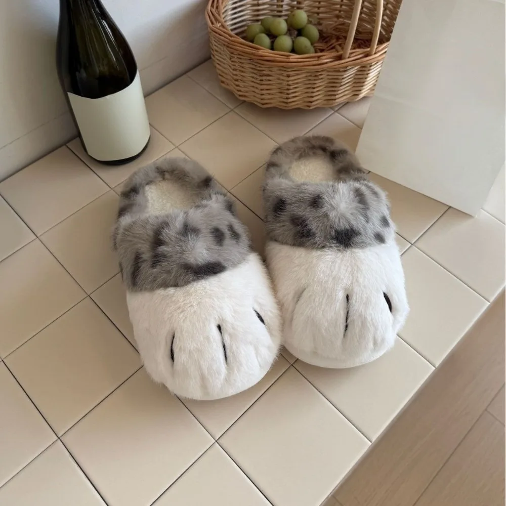Cozy Kitty Leopard Print Cat Paw Slippers Soft Cute Plush Cat Claw Slippers Creative Animal Winter Fluffy Slides Bedroom