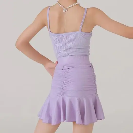 

Halterlaceembossed hip-hugging two-piece set new styleof Latin dance dressfor childrenand girls performance dress practice dress