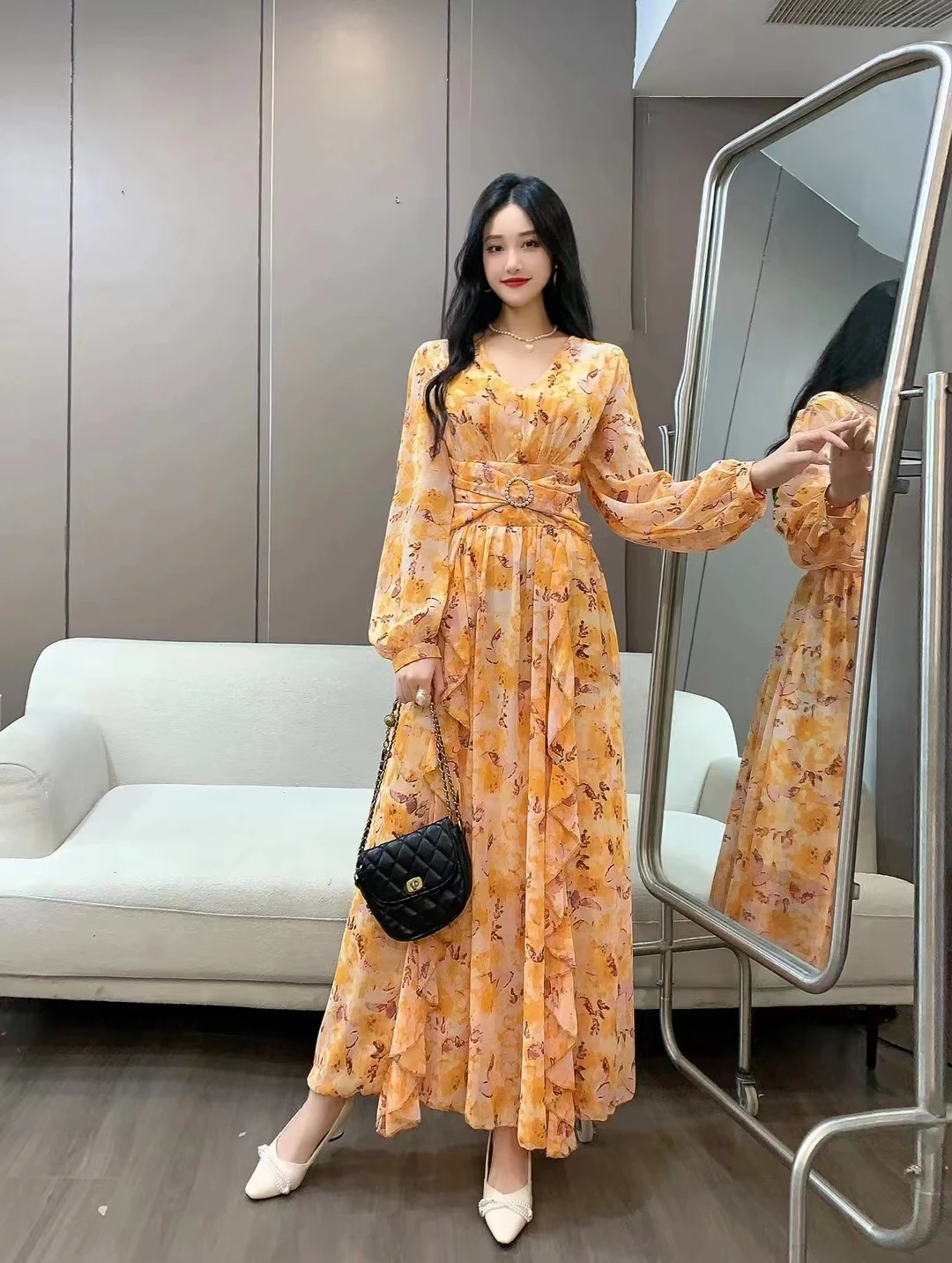 New Spring Autumn Women V-Neck Long Sleeve Slim Long Dress High Quality Sweet Ruffles Patchwork Big Hem Chiffon Floral Dress