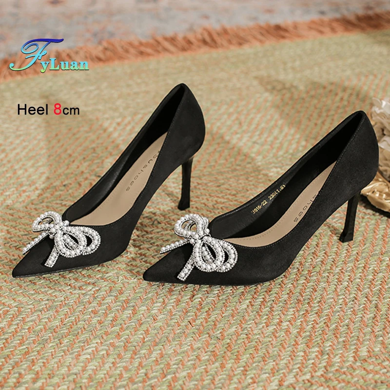 

2025 New Black Stiletto Women Shoes Pointed Toe Shallow Mouth Lady Pumps Pearl Bowknot Design Versatile Temperament Single Shoes