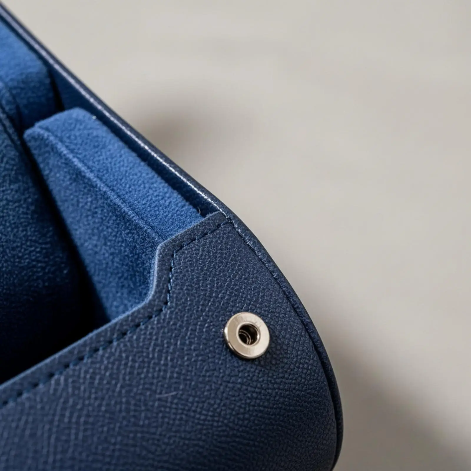 Watch Organizer Case for Collection with Scratch Prevention and Portable Structured Build