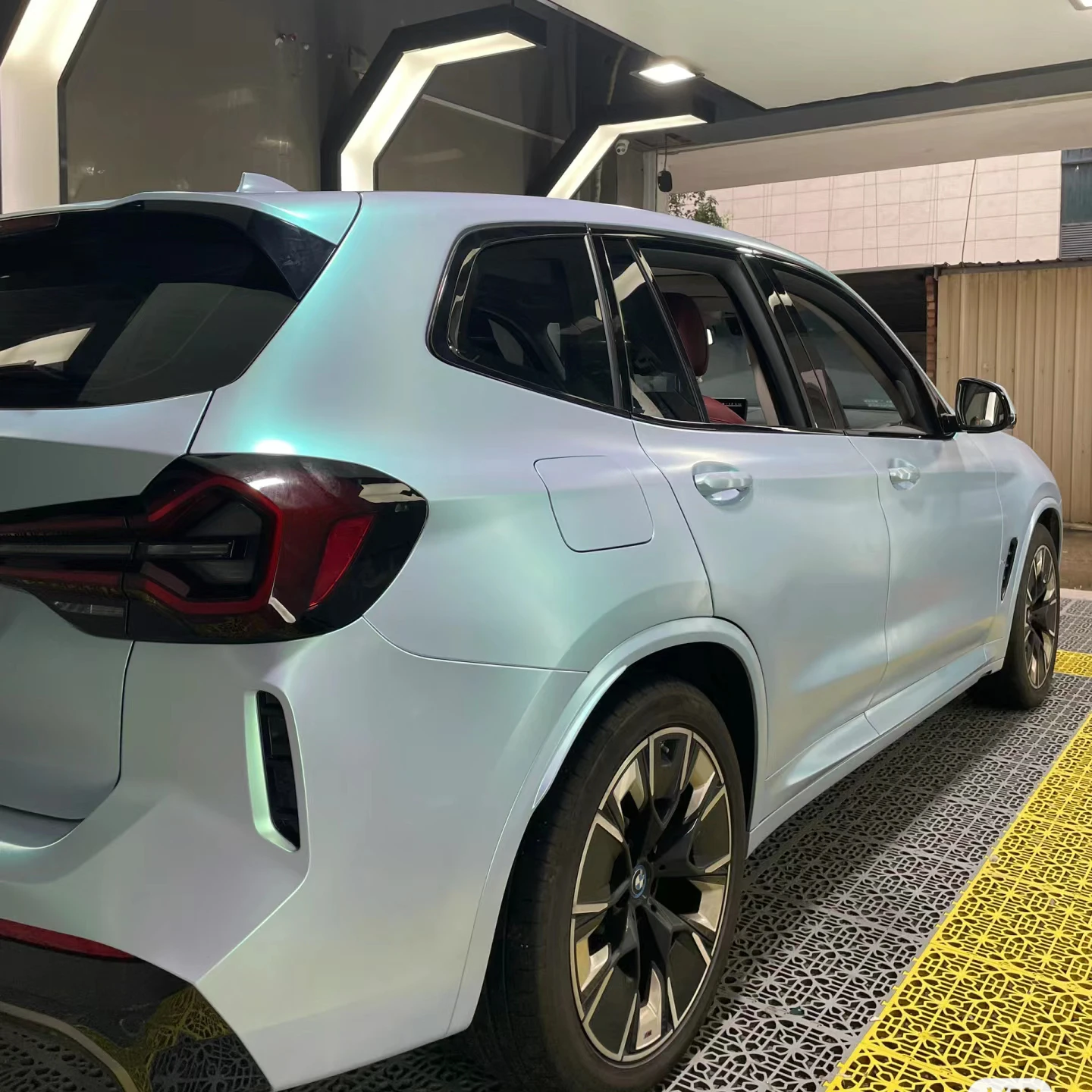 

PET Liner Popular Vinyl Wrap Designs Metallic Vinyl Car Wrap Film with Air Release