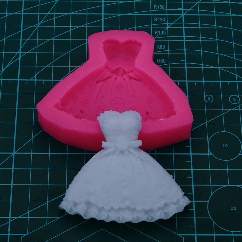 Angel Wings fondant cake silicone mold Princess dress Reverse forming chocolate soap kitchen Baking decoration tools F0011