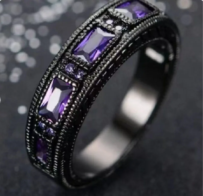 

Hot Sale Black Gold Filled AAA Cubic Zirconia Rings Fashion Jewelry For Women Wholesale Wedding Rings BR010Purple