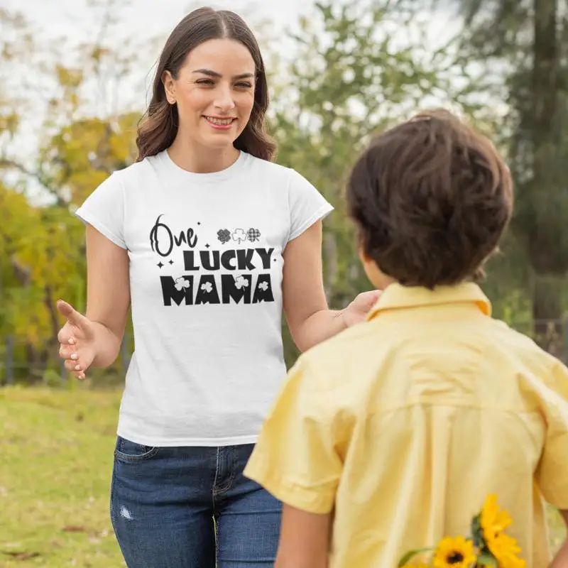 

One Lucky Mama T Shirt St Patricks Day Mother