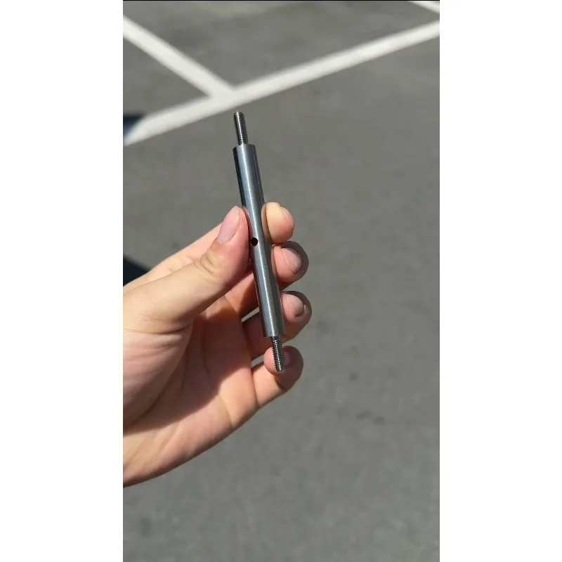 アップグレードされた調整可能な金属製ステアリングタイロッドリンケージリンクロッド、CrossRC EMO XX 恐竜 1/6 スケール RC ロッククローラートラック用