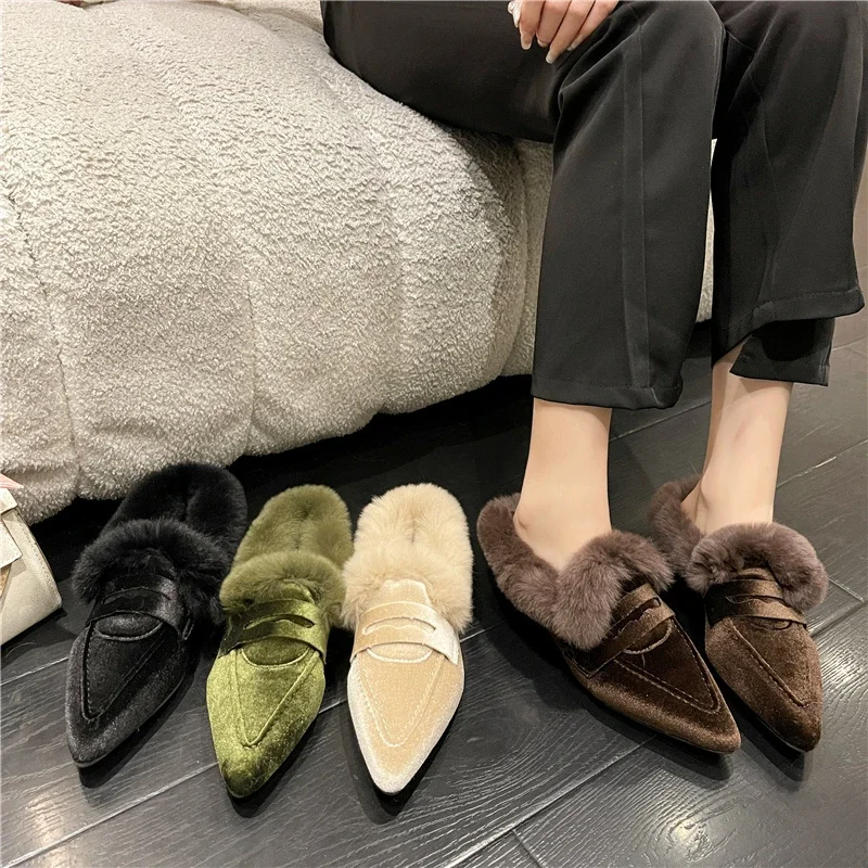 2024 Fur Women Flats Cotton Boots Pointed Toe Suede Warm Shoes Winter Designer Snow Boots Short Plush Walking Sexy Lady Shoes