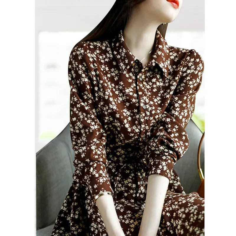 First-line Brand Foreign Trade Withdrawn from the Counter Literary and Artistic Female Commuter High-quality Floral Bottom Dress