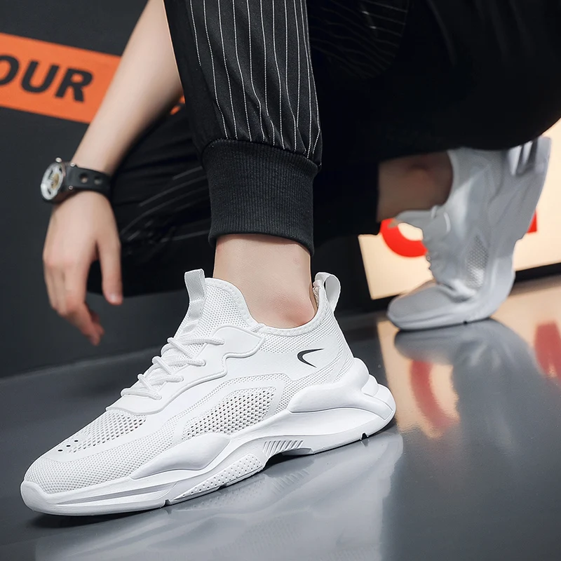 Lightweight Men Running Shoes Comfortable Non-slip Sneakers Breathable Men Casual Shoes Fashion White Shoes Durable Sports Shoes