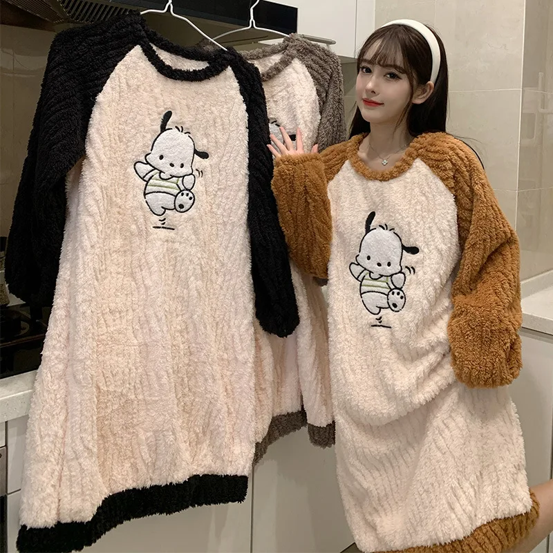 

Autumn and Winter Section of The Nightgown Female Winter Coral Velvet Thickened Facecloth Long-sleeved Cartoon Pajamas Female MS