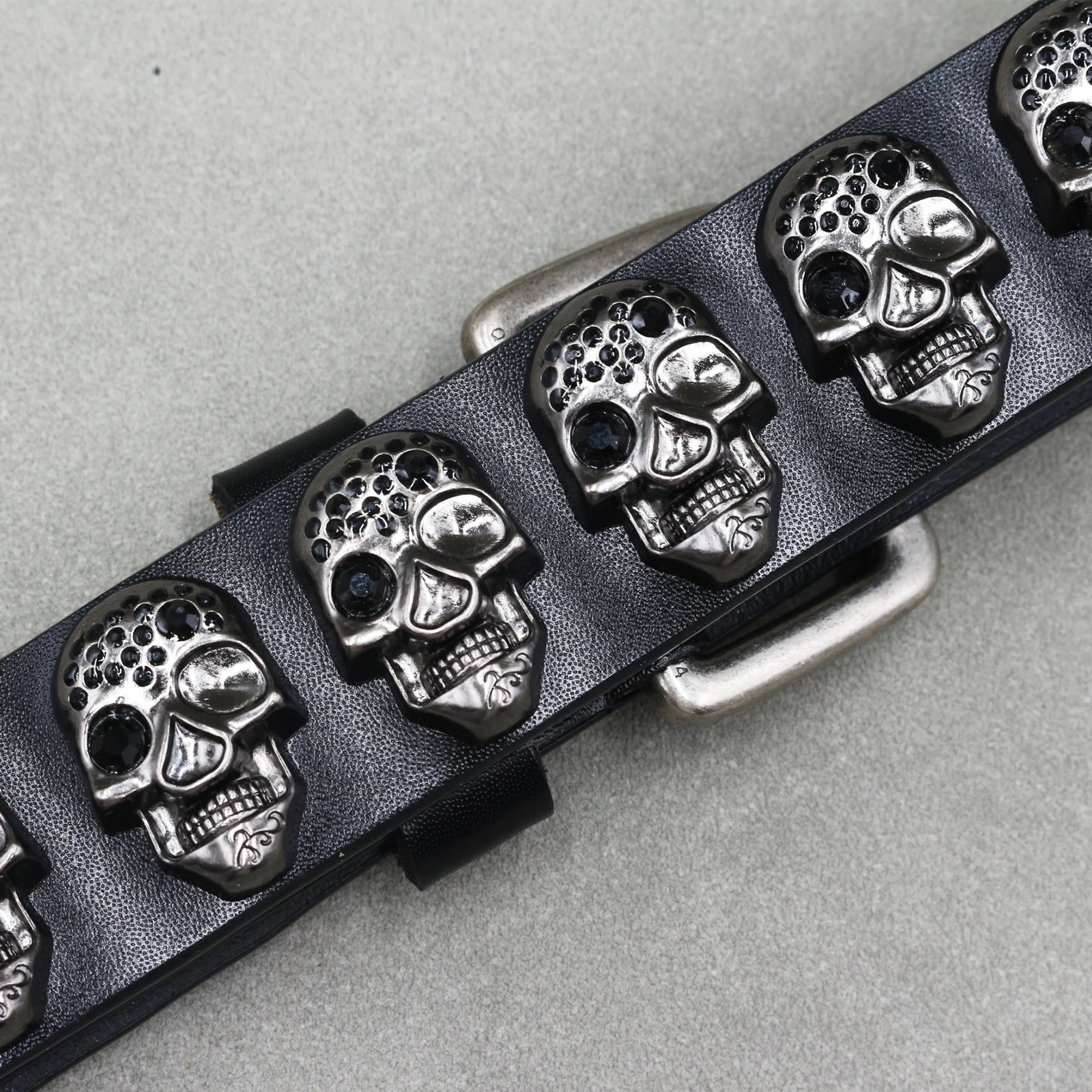 Fashion New Skull Rivet Belt Goth Style Buckle Man/woman Fashion Casual Punk Style Genuine Leather Waistband for Jeans Y2K Belt