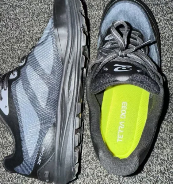 

Men's Women's Comprehensive Physical Training Running Shoes Outdoor Breathable Cushioning Sneakers Jogging Walking Shoes