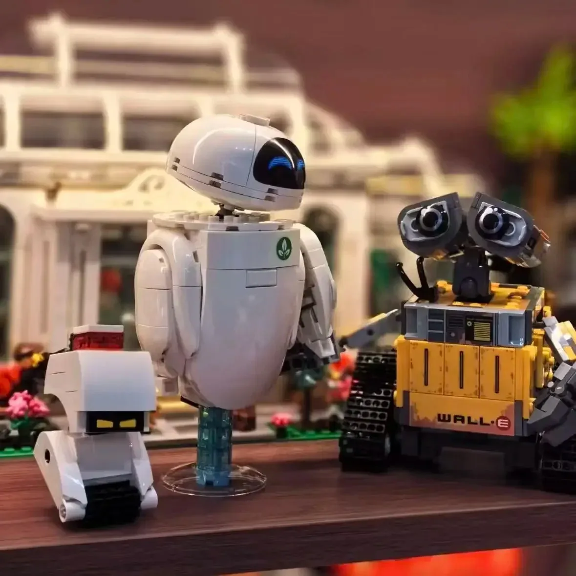 มีสินค้าในสต็อก 811 ชิ้น เหมาะสำหรับ 43279 หุ่นยนต์วอลลี่ อีฟ ตัวต่อ บล็อก ตัวละครการ์ตูนน่ารัก ของเล่น ของขวัญวันคริสต์มาส วันเกิด