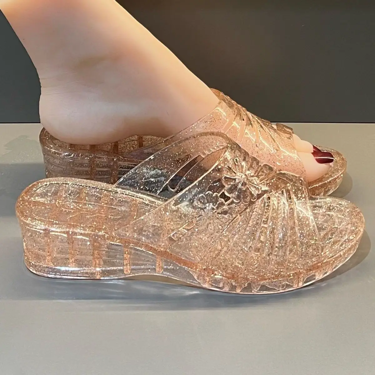 Damen Sommer Keilabsatz Mules Schuhe Outdoor Transparente Pantoletten Modische Lila Glitzer Jelly Keilsandalen
