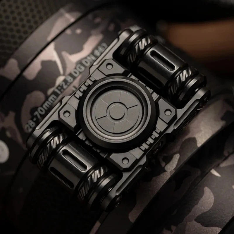 EDC Nuclear Tank TIC Fingertip Gyro Titanium Zirconium Rotating Portable Play Decompression Gift