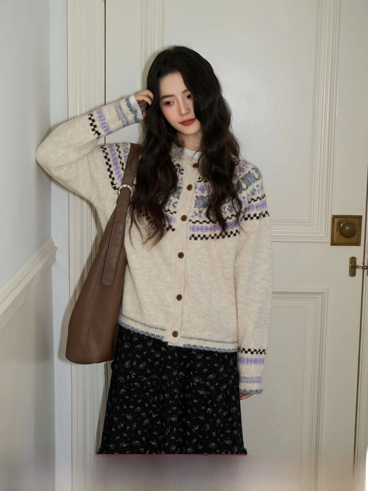 

Loose ort Knitted Sweater Cardigan Women's Spring Vintage Lazy Sle Outerwear round Ne Long Sve Camere-Like Feel
