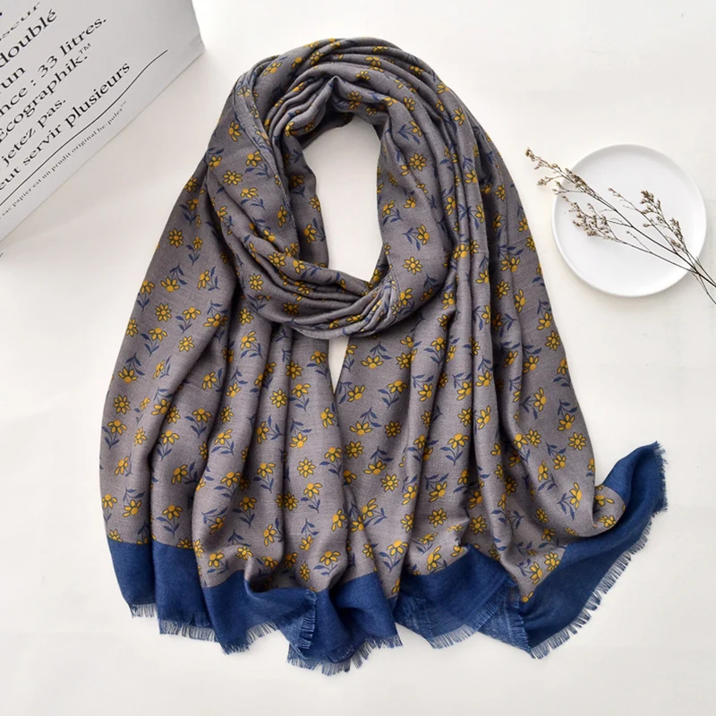 Women\'s Scarf Cotton Hemp Hand Feel Korean Edition Navy Blue Small Fragmented Flower Long Thermal Scarf Viscose Hugs And Shawls