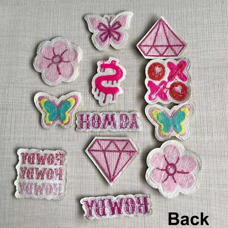 5 Stück/HOWDY, Schmetterling, Blume, Buchstaben Chenille-Aufnäher Kleiderapplikationen Aufkleber Bestickte Aufbügelbare Patches, DIY Nähzubehör – Detail 3