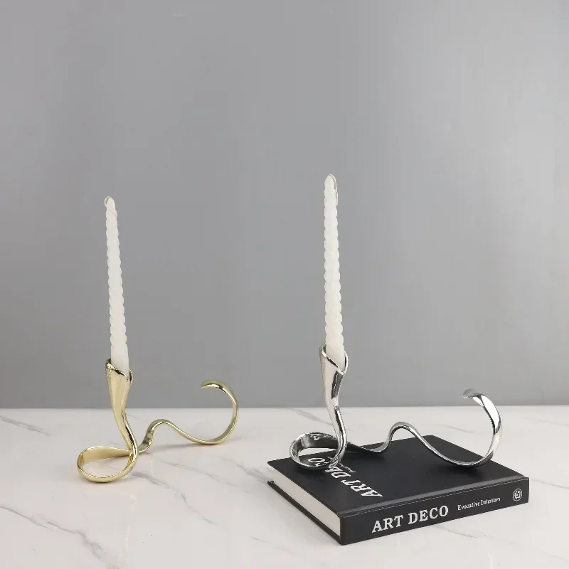 Candelabro de Metal Creativo con Diseño Geométrico, Cinta Ondulada Dorada, Adorno de Mesa, Portavelas, Centro de Mesa