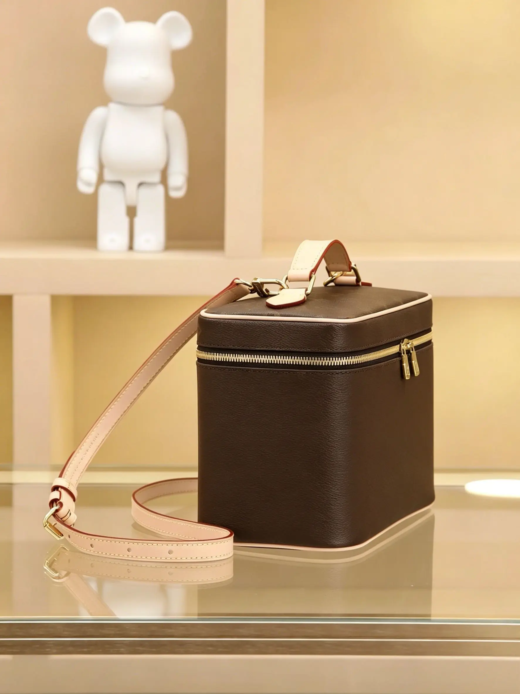 

Four Seasons Universal Plain Ladies Handbag Soft PU Top Handle Casual Shoulder Crossbody Outdoor Travel Carry Bag