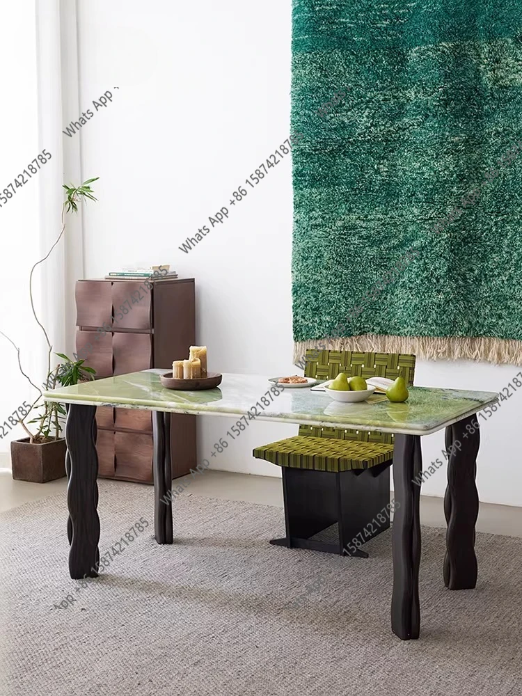 

Итальянский минималистичный стиль, красочный длинный стол для небольшой квартиры, семейный обеденный стол, современная простота.