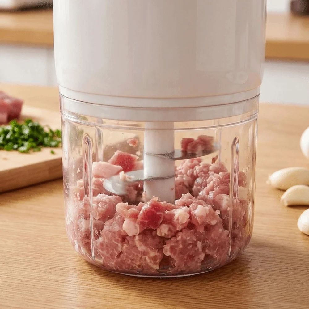 Rechargeable Electric Garlic Chopper Wireless Detachable Food Processor Portable Mini Meat Grinder Fruit Processing