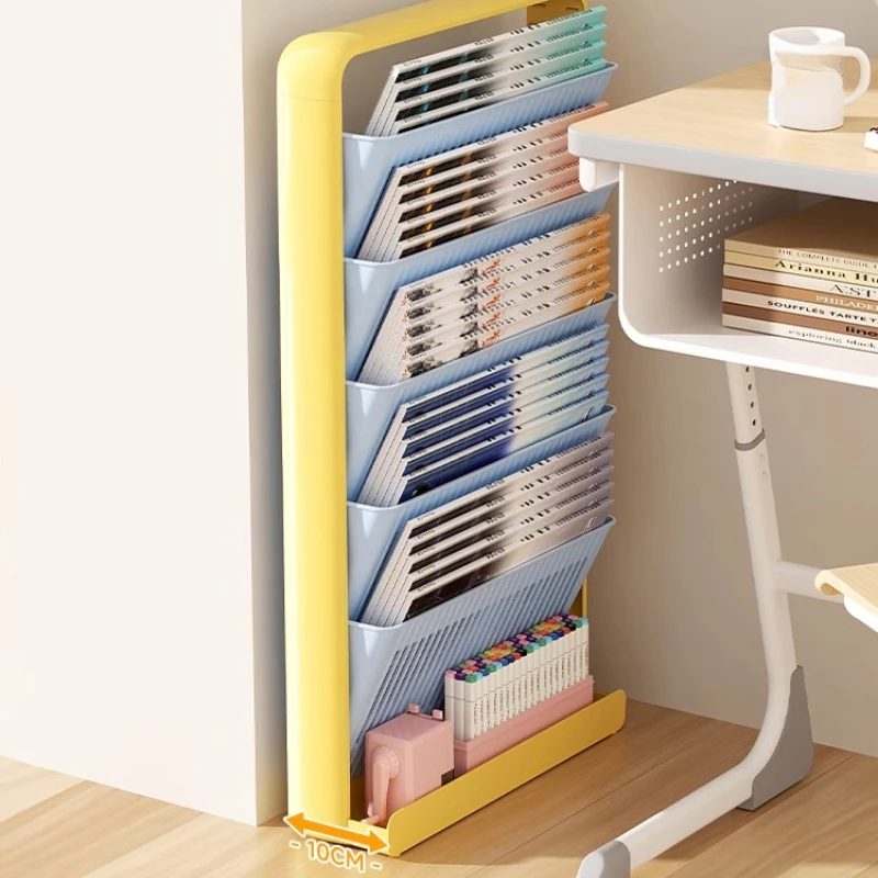 Libreria a pavimento con fessura di dopamina rimovibile dal tavolo dallo stile stretto contro il muro non occupa spazio scaffale