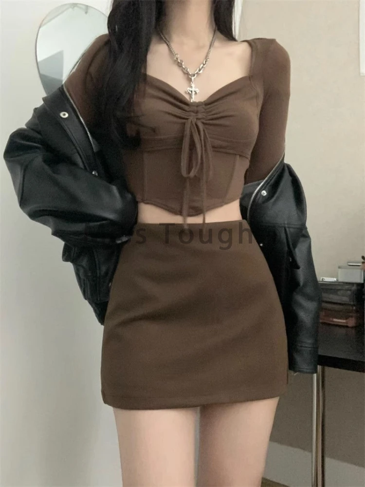 Winter elegant 2 Stück Set Frauen Plissee Harajuku Vintage Rock Anzug weibliche Langarm Tops sexy offene Gabel Minirock 2024