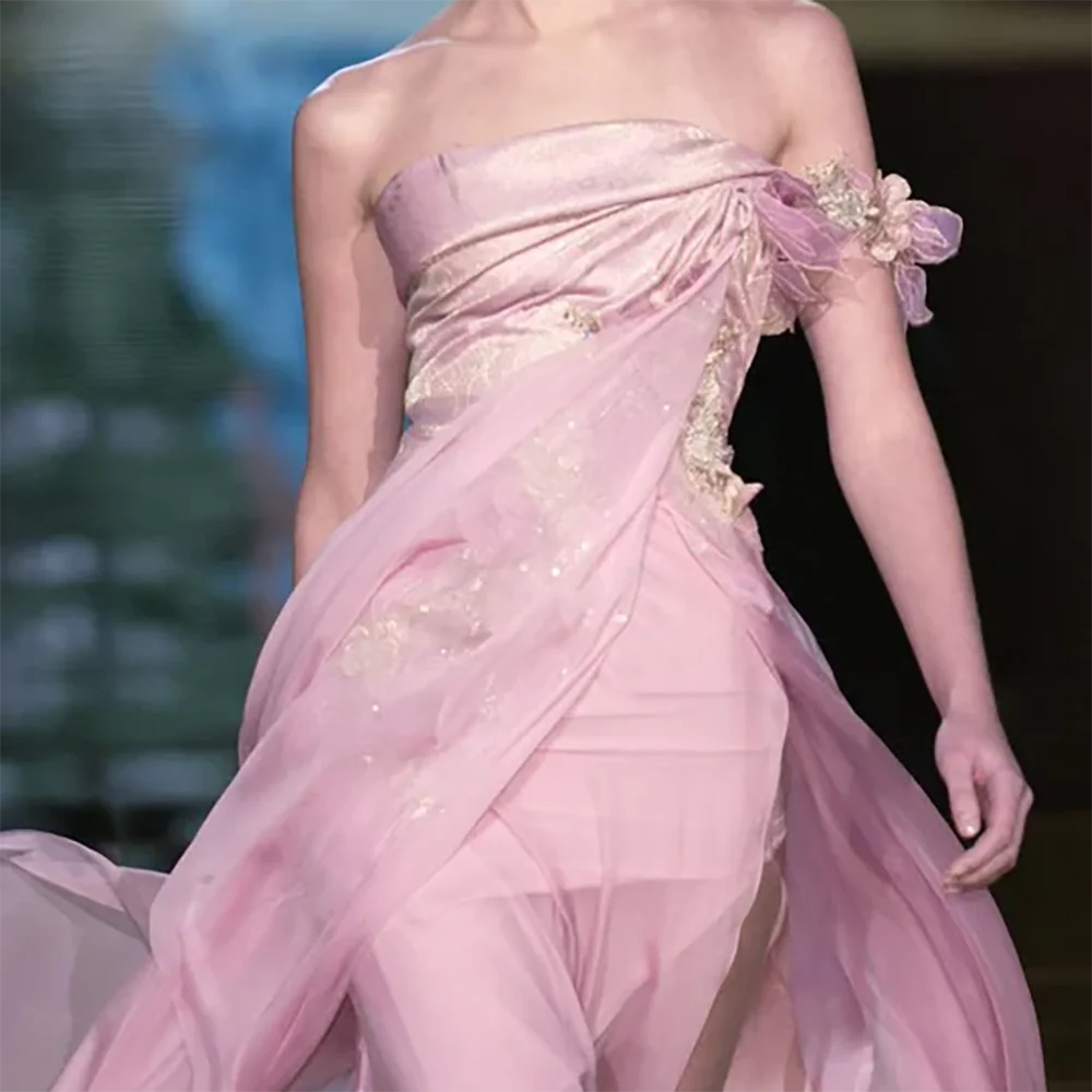 فساتين سهرة رسمية كلاسيكية بدون حمالات مزينة بالساتان بدون أكمام وثنيات لحفلات أعياد الميلاد حسب الطلب