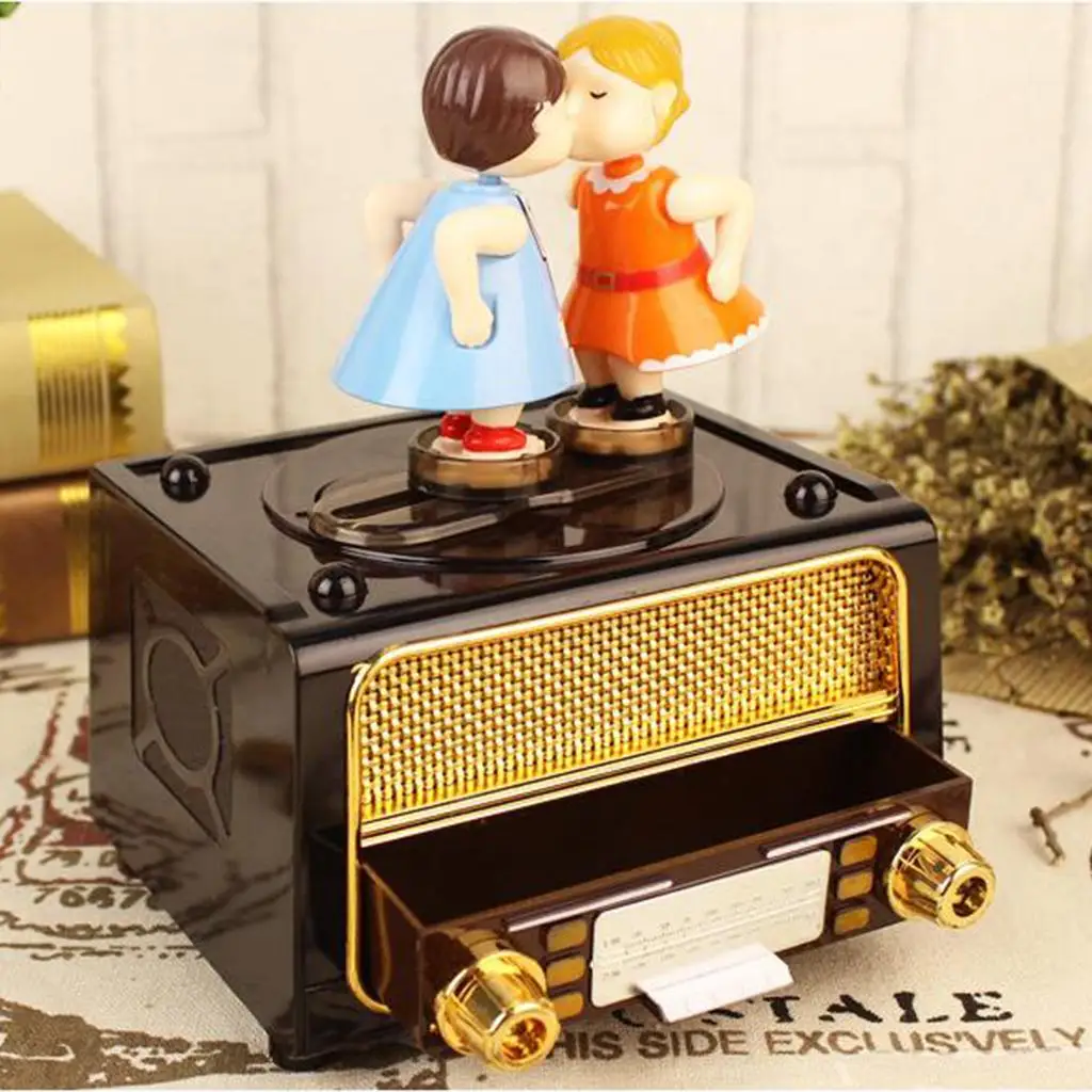 Wind up Music Box Vintage Look Radio Music Box with Lover Kissing - Table Desk