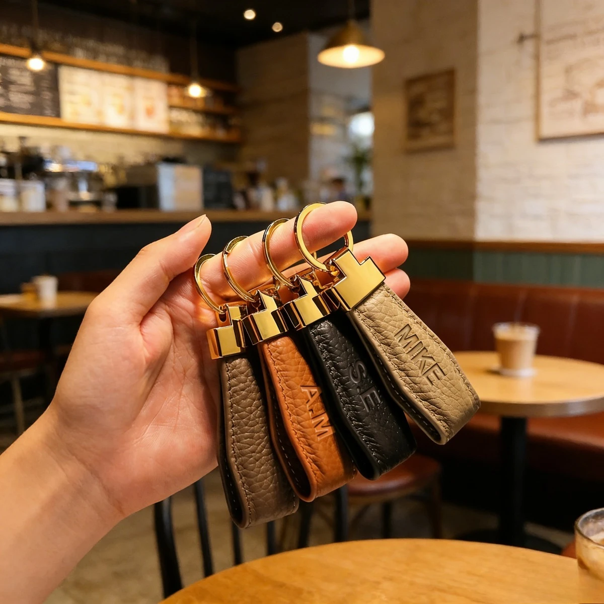 1PC Custom Luxury Key Chain Lady Men Keychain Exquisite Leather Car Key Ring Holder Gift for Girl Besties Male Accessories