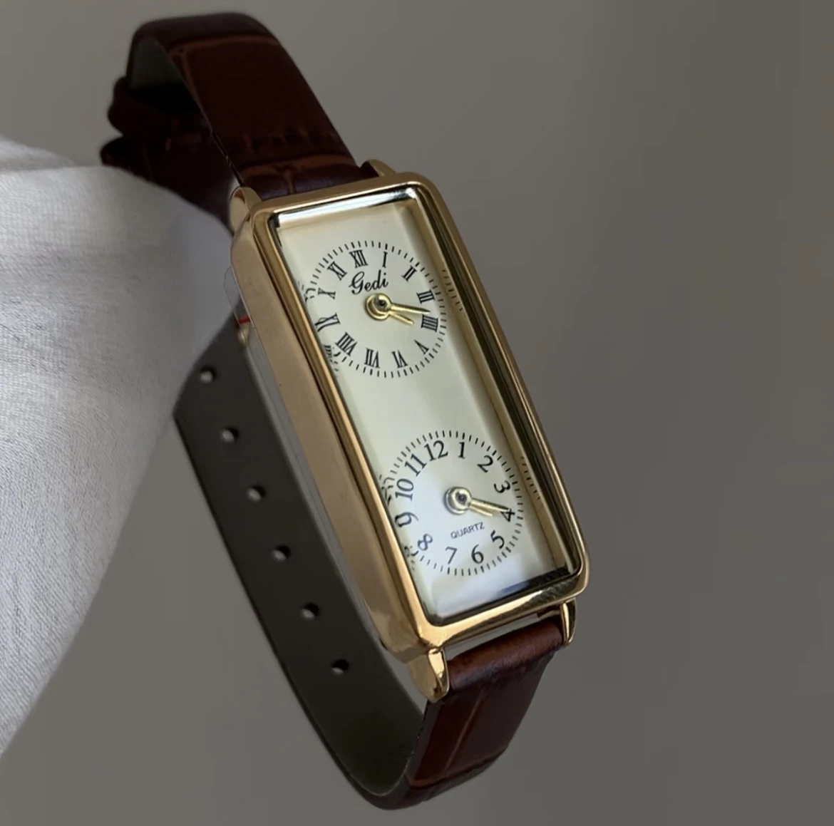 elegante-orologio-da-polso-da-donna-doppio-quadrante-rettangolare-vintage-marrone-oro-elegante-orologio-da-donna-in-pelle-un-ottimo-regalo-per-le-donne