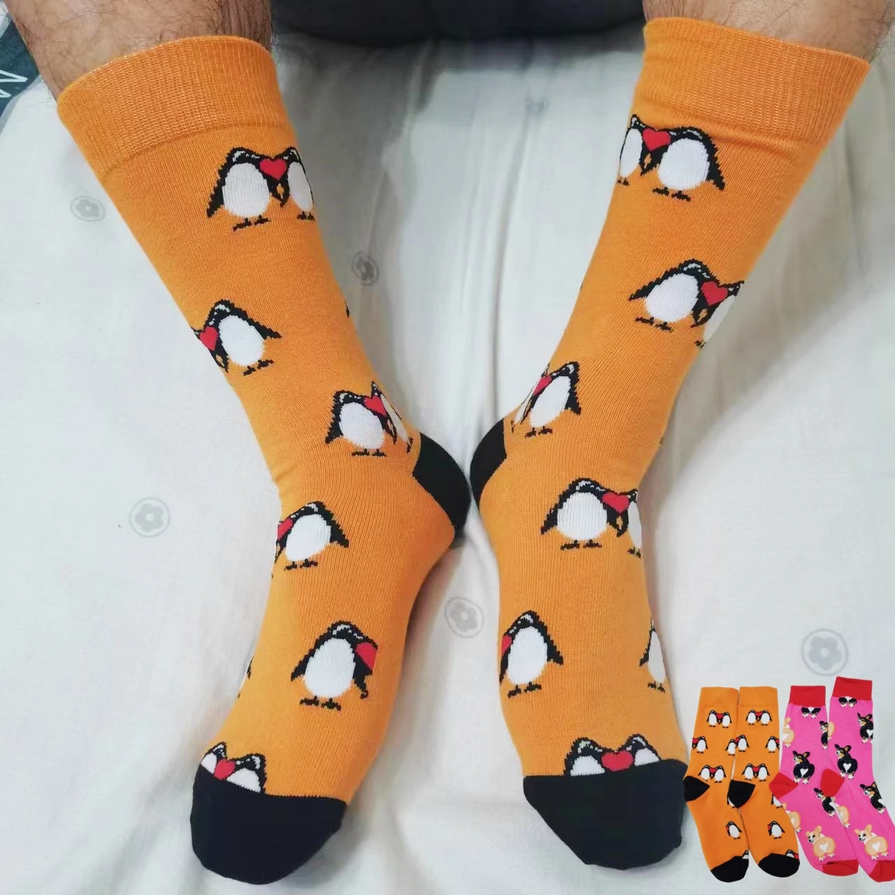 Cute Penguins Corgi Pattern Cotton Men Crew Sock Couple Crew Socks Gift Men Husband Cute Street Socks Novelty Funky Yellow Black