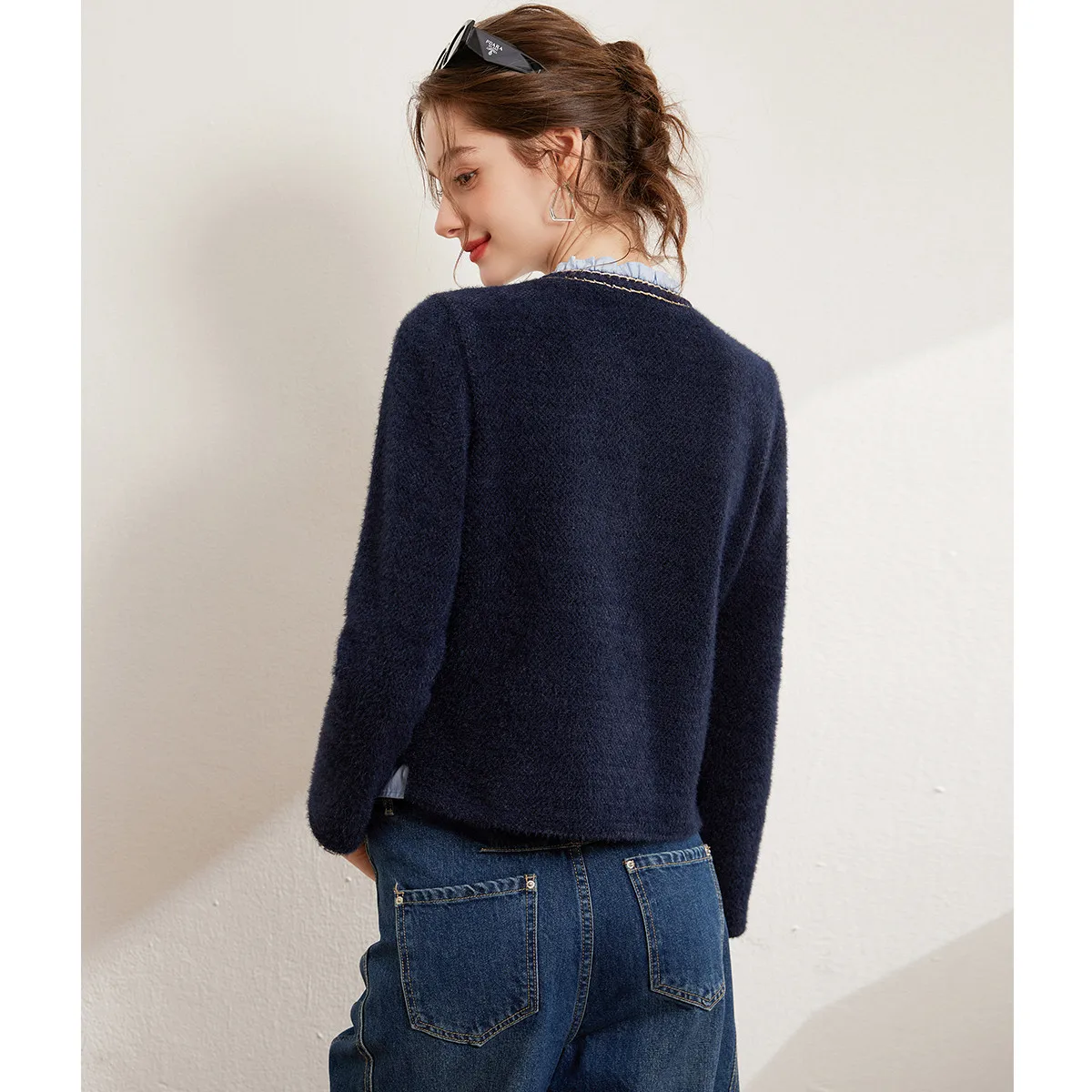 LOUIS YAO 2024 Winter Ruffled Round-neck Beaded Cardigan  Light Luxury and Fashionable Knitted Sweater for Women - Image 6