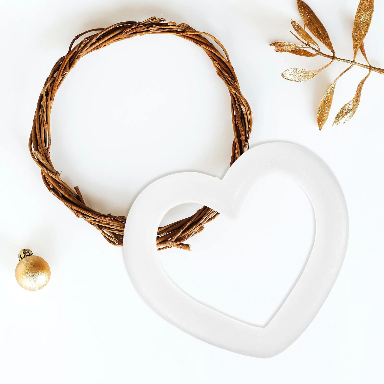 

2pcs Heart Ornament Diy Craft Foam Ring Circle Garland Pendant Decor Party Ornament Christmas New Year White