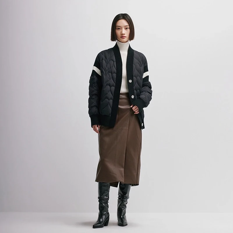 Chericom Short Stand Collar Down Jacket Knit Fabric Panels Button Placket Ribbed Cuffs Slant Pockets Color Blocking Y298007Y