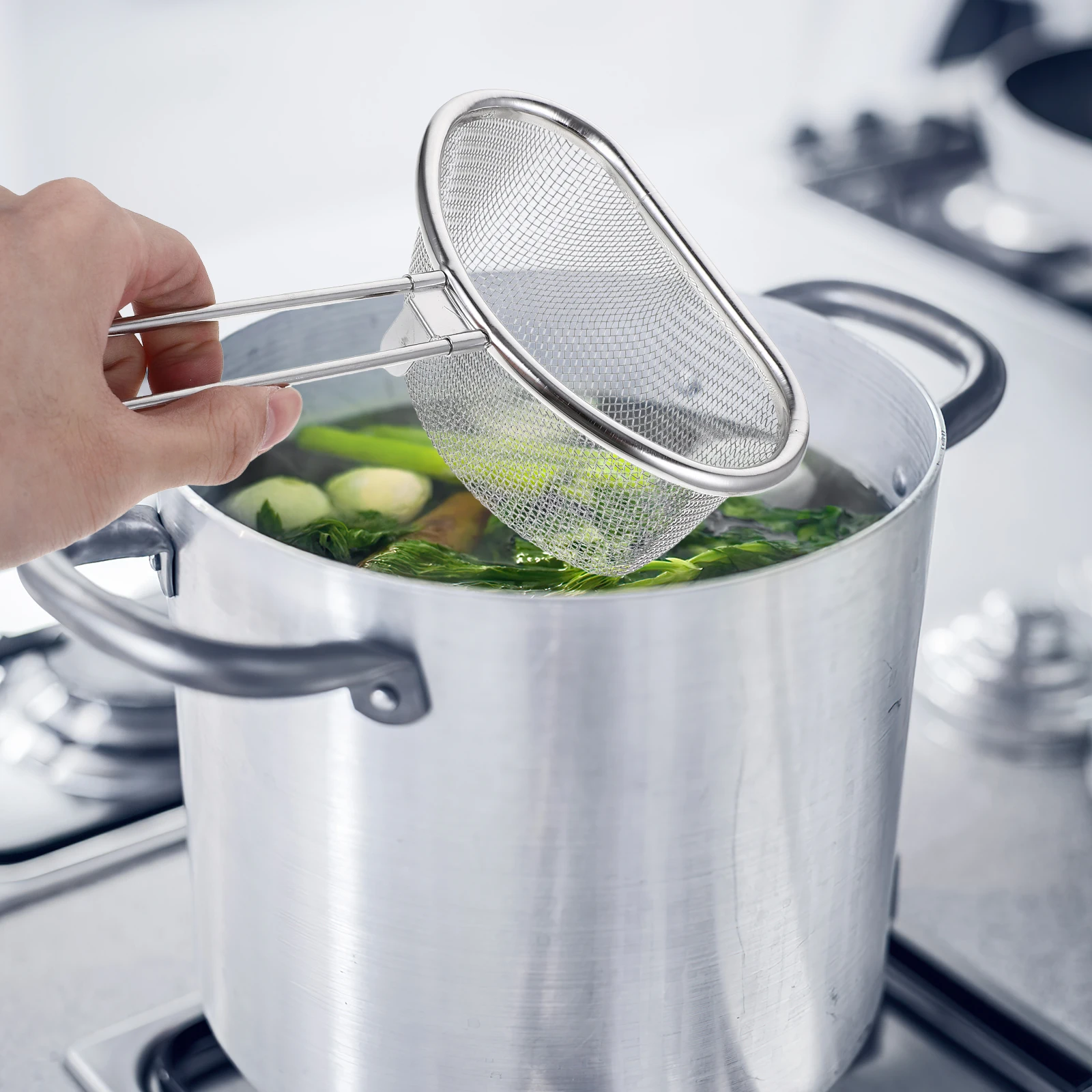 

Stainless Steel Hot Pot Colander Long Handled Noodle Strainer Pasta Filter Screen Large Capacity Kitchen Tool Mesh Colander Food